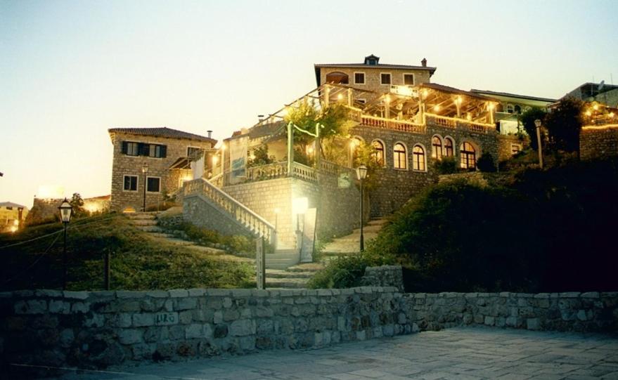 Apartments Kalaja 울친 외부 사진