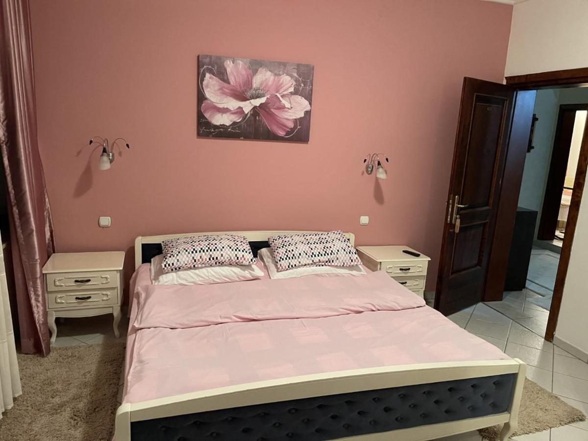 Apartments Kalaja 울친 외부 사진